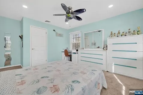 18 Stonewall Court Mahwah NJ 07430