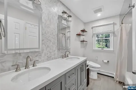 18 Stonewall Court Mahwah NJ 07430
