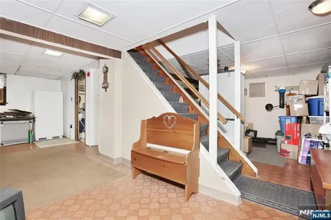 223 Linda Vista Avenue North Haledon NJ 07508