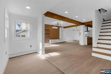 27 Valley Way West Orange NJ 07052