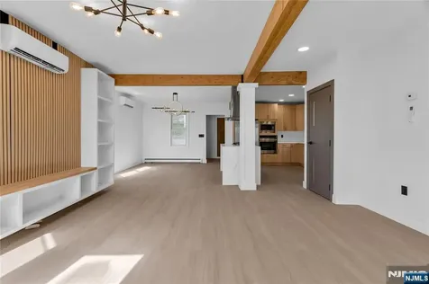 27 Valley Way West Orange NJ 07052