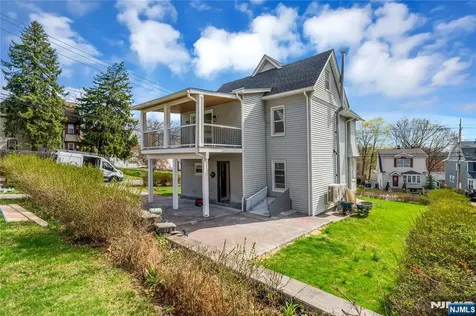27 Valley Way West Orange NJ 07052