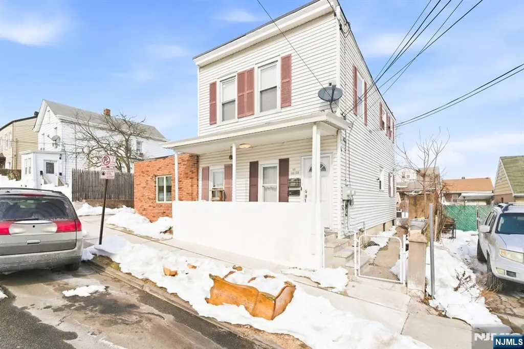 135 Dixon Avenue Paterson NJ 07501