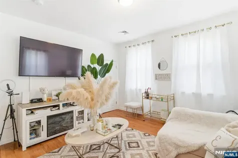 135 Dixon Avenue Paterson NJ 07501