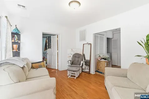 135 Dixon Avenue Paterson NJ 07501