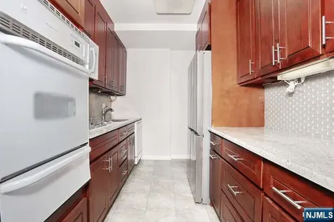 2 Horizon Road Fort Lee NJ 07024