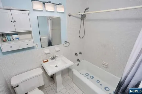 2 Horizon Road Fort Lee NJ 07024