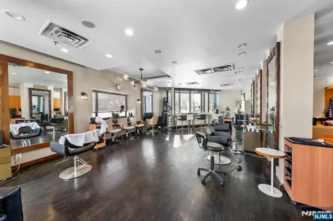 200 Main Street Fort Lee NJ 07024