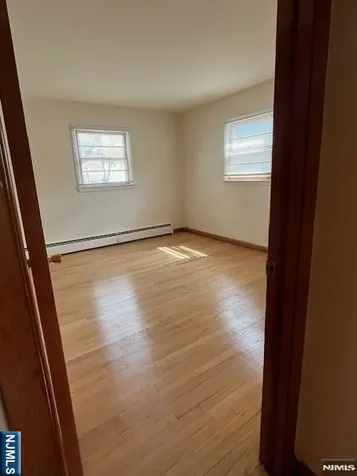 122 Stuyvesant Avenue Lyndhurst NJ 07071