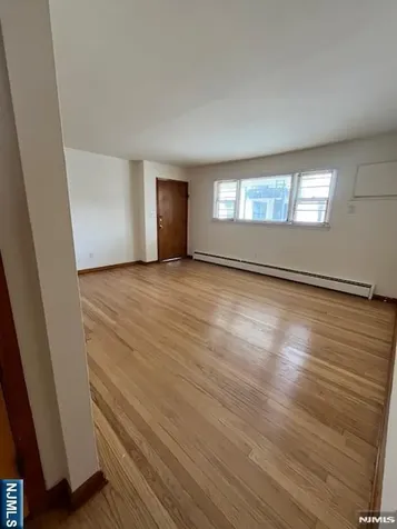 122 Stuyvesant Avenue Lyndhurst NJ 07071