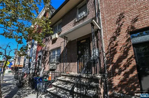 155 Lafayette Street Newark NJ 07105