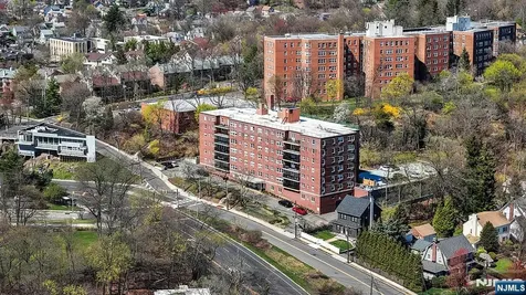 415 Claremont Avenue Montclair NJ 07042