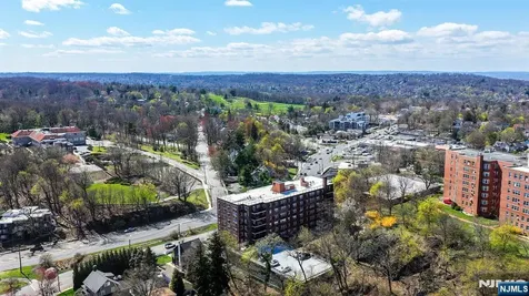 415 Claremont Avenue Montclair NJ 07042