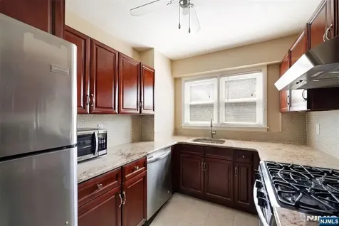 415 Claremont Avenue Montclair NJ 07042