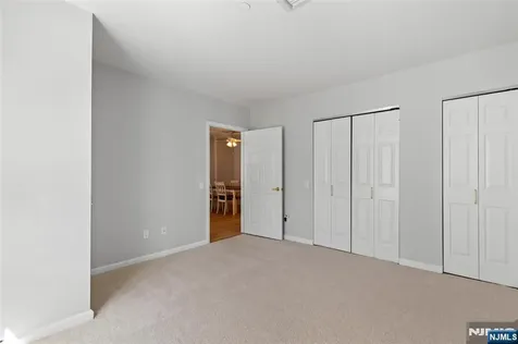 189 Forest Avenue Paramus NJ 07652