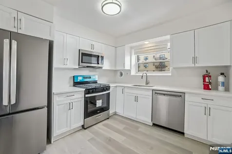 2430 8th Street Fort Lee NJ 07024