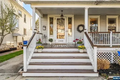 208 Mortimer Avenue Rutherford NJ 07070