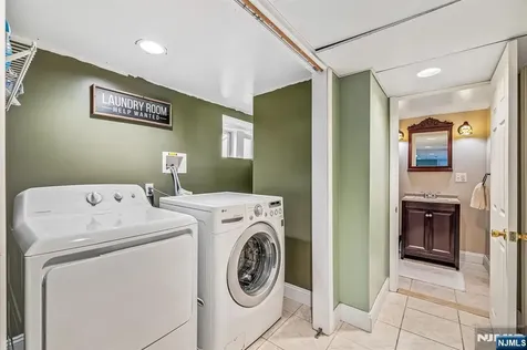 208 Mortimer Avenue Rutherford NJ 07070