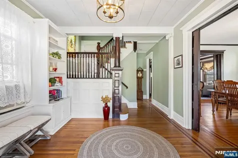 208 Mortimer Avenue Rutherford NJ 07070