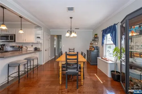 19 Bond Place West Caldwell NJ 07006