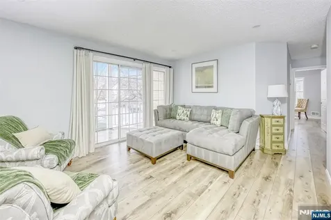 667 Juniper Way Mahwah NJ 07430