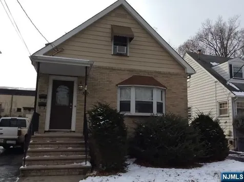 109 Scoles Avenue Clifton NJ 07012