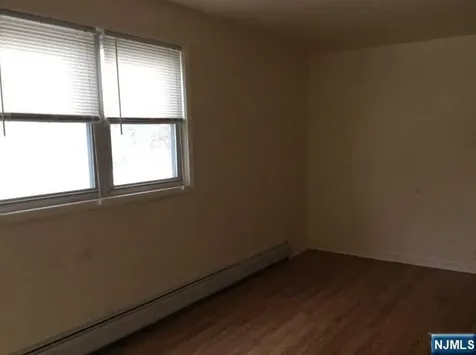 109 Scoles Avenue Clifton NJ 07012