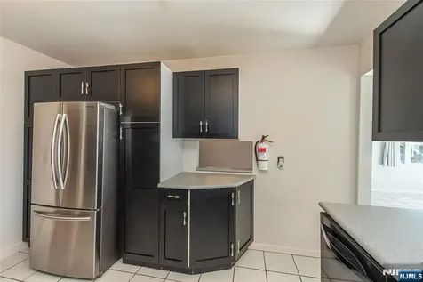 27 Viewpoint Road Wayne NJ 07470