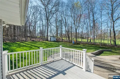 27 Viewpoint Road Wayne NJ 07470
