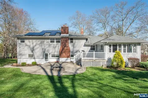 27 Viewpoint Road Wayne NJ 07470