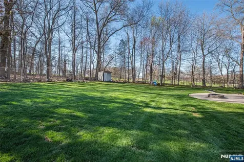 27 Viewpoint Road Wayne NJ 07470