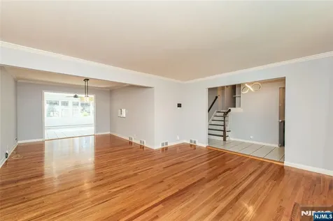 27 Viewpoint Road Wayne NJ 07470