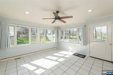 27 Viewpoint Road Wayne NJ 07470