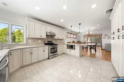 19 Central Avenue Demarest NJ 07627