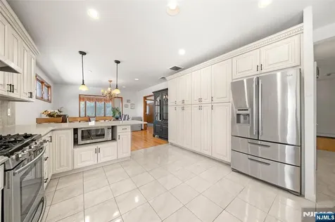 19 Central Avenue Demarest NJ 07627