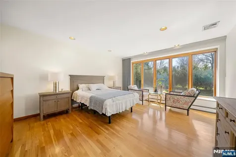19 Central Avenue Demarest NJ 07627