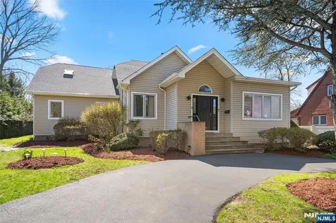 19 Central Avenue Demarest NJ 07627