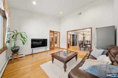 19 Central Avenue Demarest NJ 07627