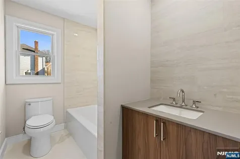 416 8th Street Fairview NJ 07022