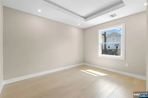 416 8th Street Fairview NJ 07022