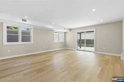 416 8th Street Fairview NJ 07022