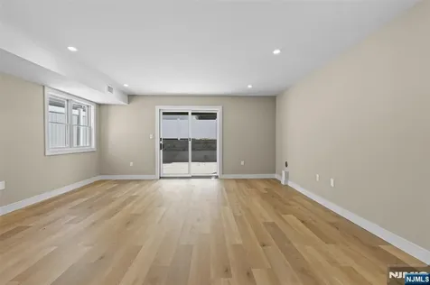 416 8th Street Fairview NJ 07022