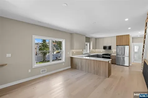 416 8th Street Fairview NJ 07022