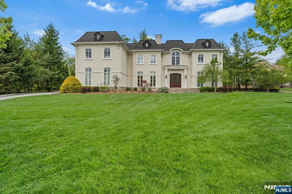 1 Sandstone Ridge Upper Saddle River NJ 07458