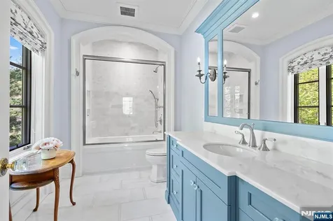 1 Sandstone Ridge Upper Saddle River NJ 07458