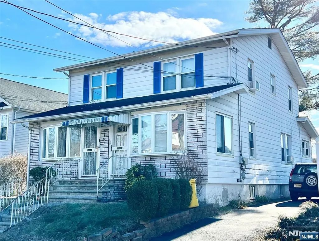 54 Intervale Road Teaneck NJ 07666