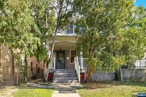 68 Danforth Avenue Jersey City NJ 07305