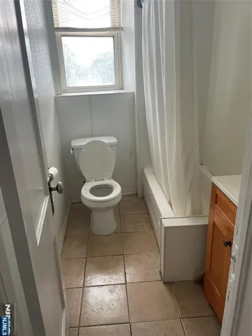 430 Lexington Avenue Clifton NJ 07011