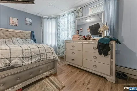 160 Burgess Place Passaic NJ 07055