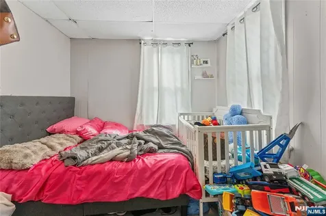 160 Burgess Place Passaic NJ 07055
